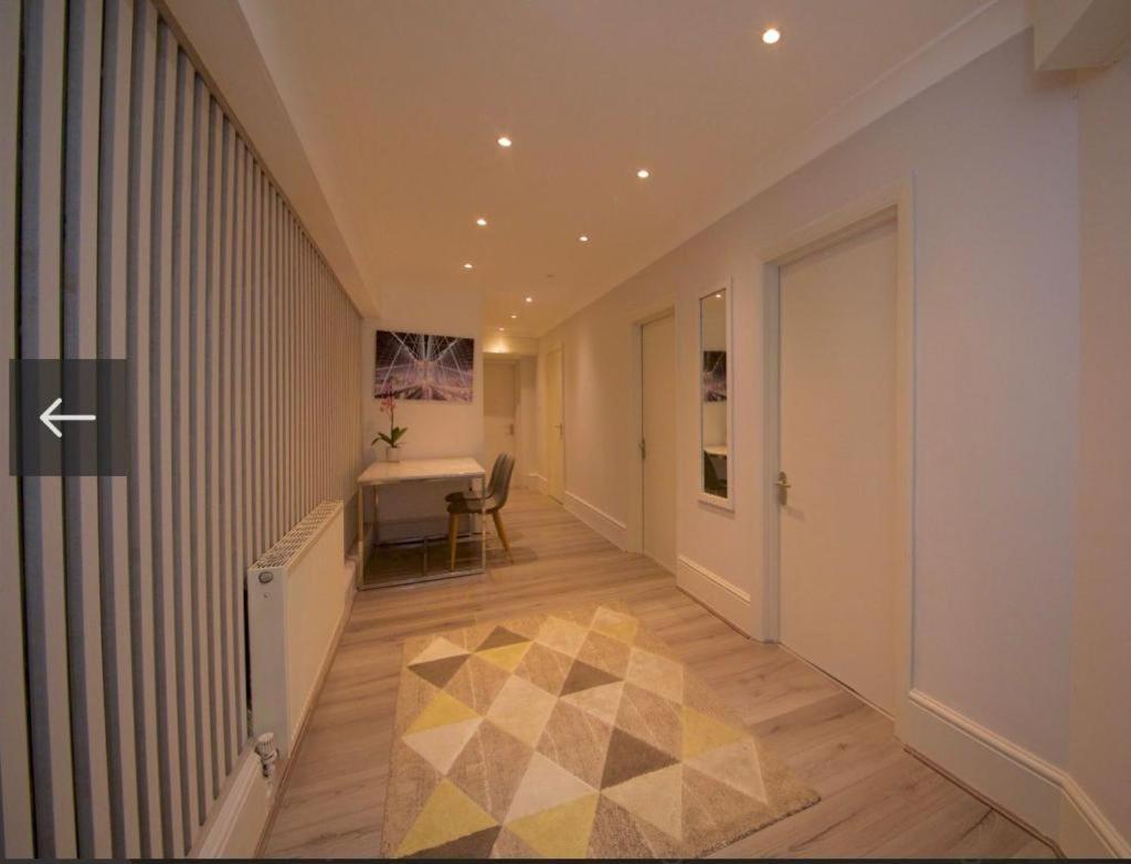 Lancaster Gate Hyde Park Lodge By Urban Retreats 런던 외부 사진